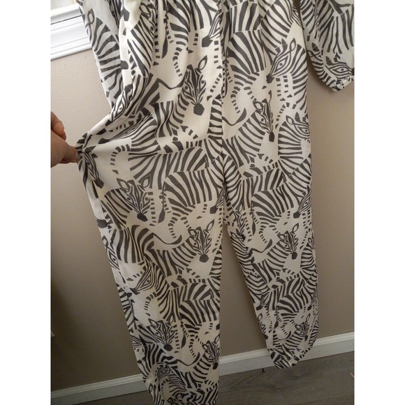 America And Beyond Womens Semi Sheer Grey/white Zebra Print Jumpsuit Small - Picture 3 of 16
